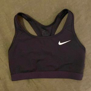 Nike sports bra- razorback/ black